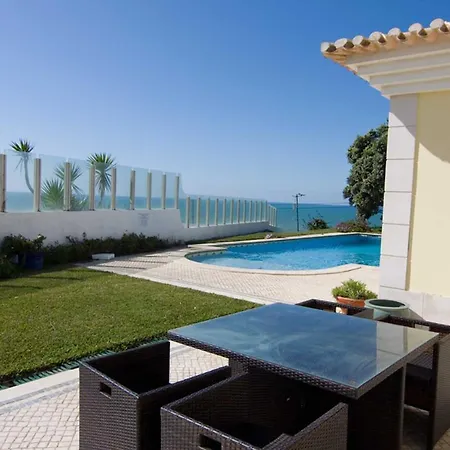 Villa Cecilia *