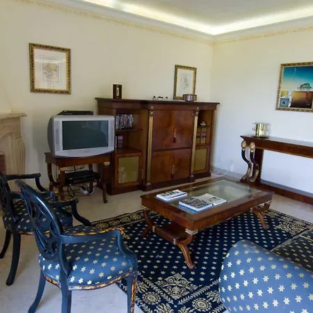 Villa Cecilia